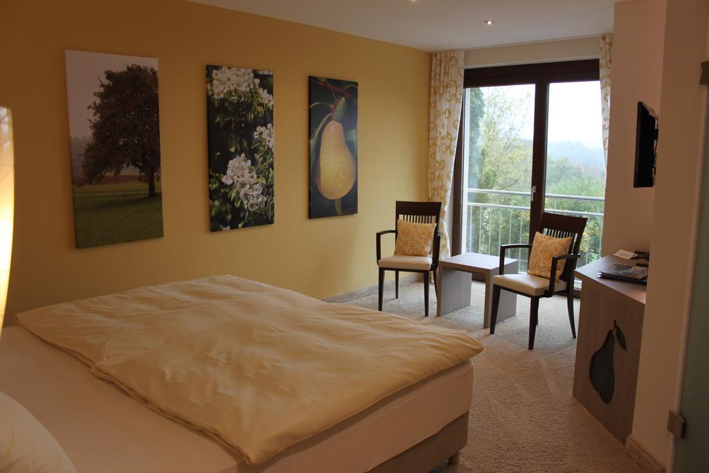 Hotel-Gasthof Die Post Brennerei Frankenhoehe Schillingsfürst Oda fotoğraf