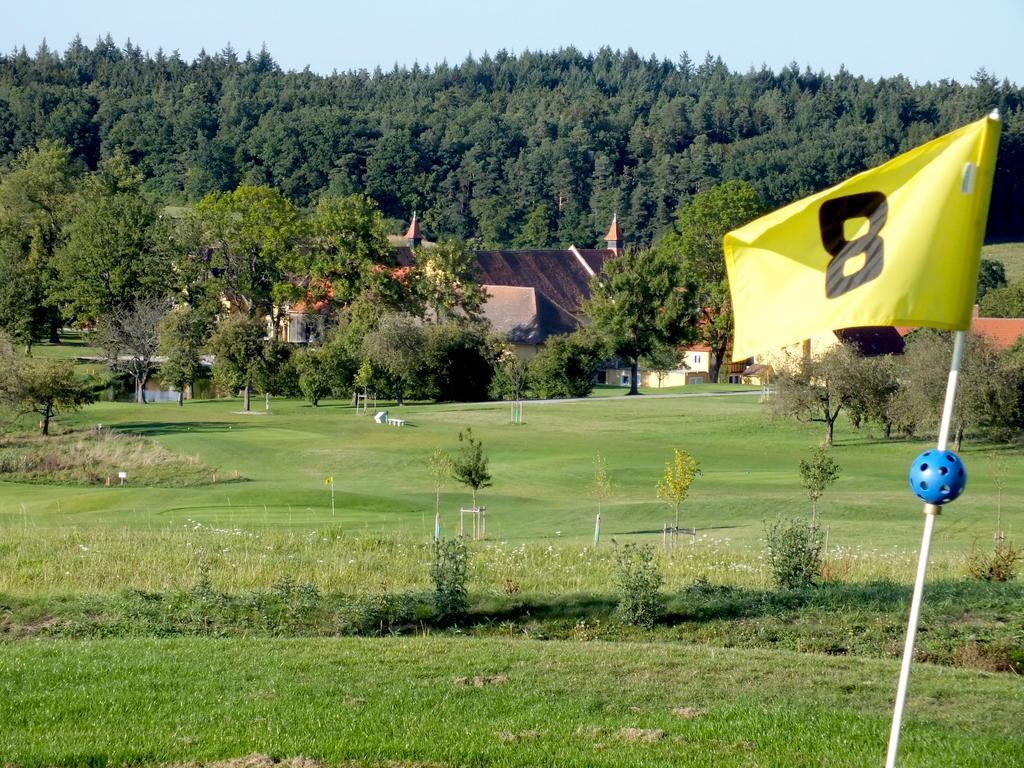 Hotel-Gasthof Die Post Brennerei Frankenhoehe Schillingsfürst Dış mekan fotoğraf